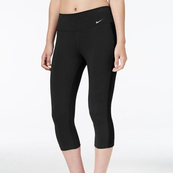 Nike Dri Fit Black Cropped Sports Leggings - XS - Picture 1 of 9